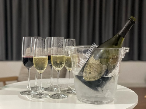 Снимка на заглавие на OnlyFans jnj_couple