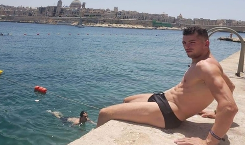 Image d'en-tête OnlyFans jrbouy