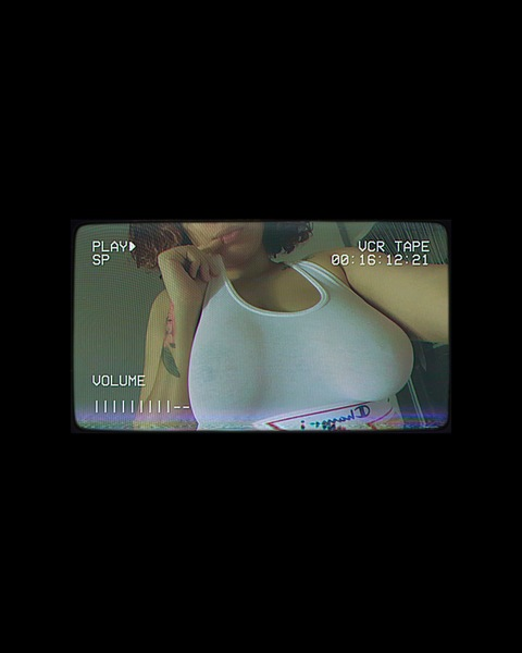 Снимка на заглавие на OnlyFans juicy_fame