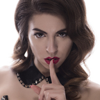 OnlyFansのプロフィール写真juliettejulie