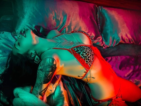 OnlyFans üst resmi kacikennedy