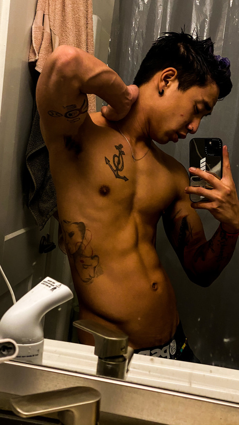 OnlyFans 헤더 사진 kanoufitness