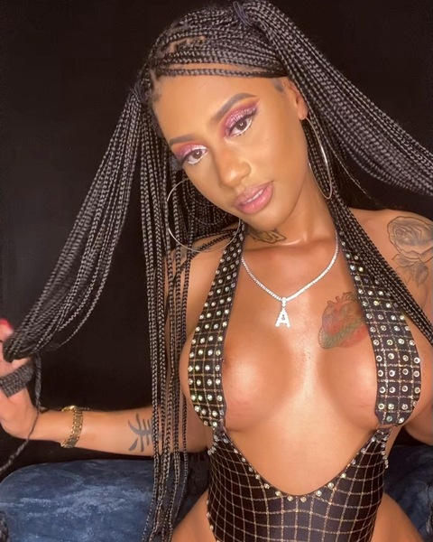 OnlyFans üst resmi kattvondon