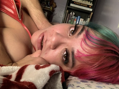 Obraz nagłówka OnlyFans kattyswallows