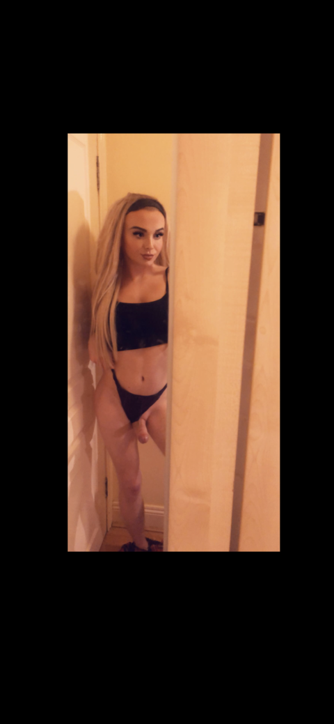 OnlyFans Titelbild kayleeteenxx