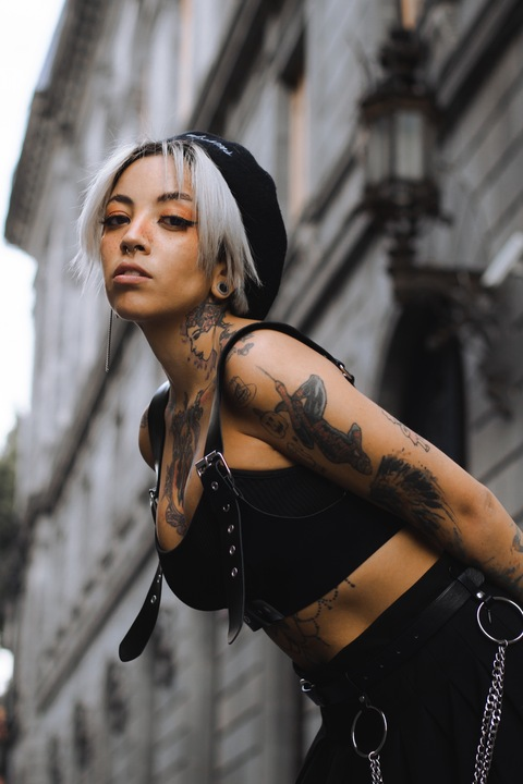 OnlyFans 헤더 사진 keit.zdanova