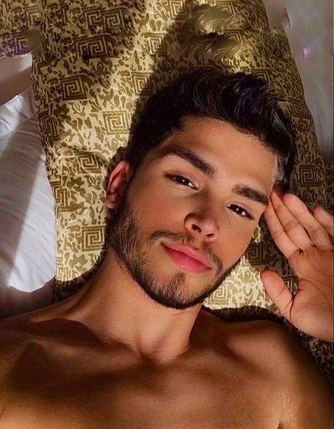 OnlyFansヘッダー写真 kenzy_sanguino