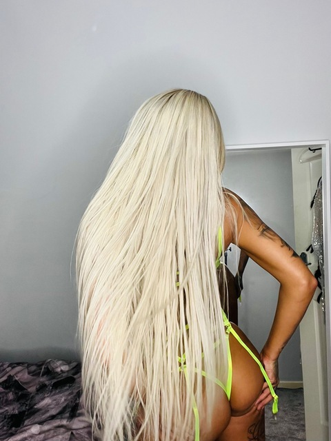 OnlyFans हेडर तस्वीर kiimberlicious