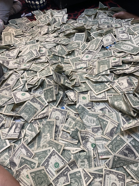 OnlyFans header picture kissmyasshley