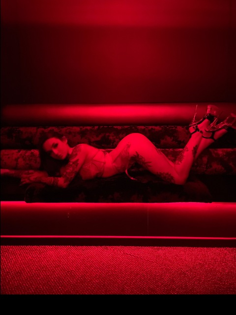 Снимка на заглавие на OnlyFans kitteninked