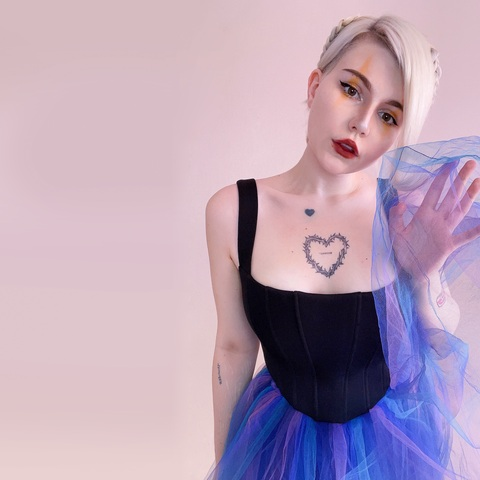 OnlyFans हेडर तस्वीर kkhrisya