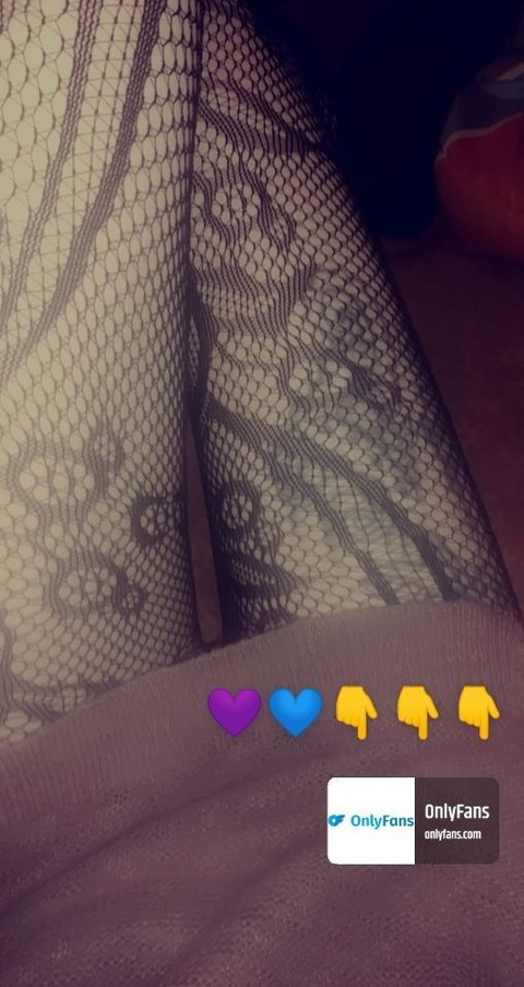 OnlyFans हेडर तस्वीर krisskrossable