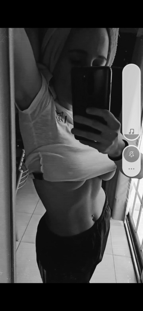 Imagen de encabezado de OnlyFans de ladelrrioba