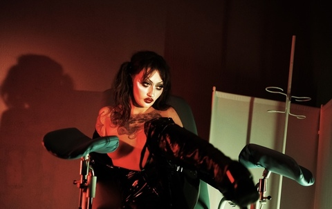 Immagine di copertina OnlyFans ladydora_vip