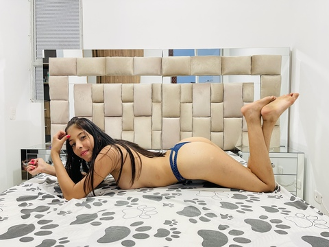 Immagine di copertina OnlyFans laustefaniia033