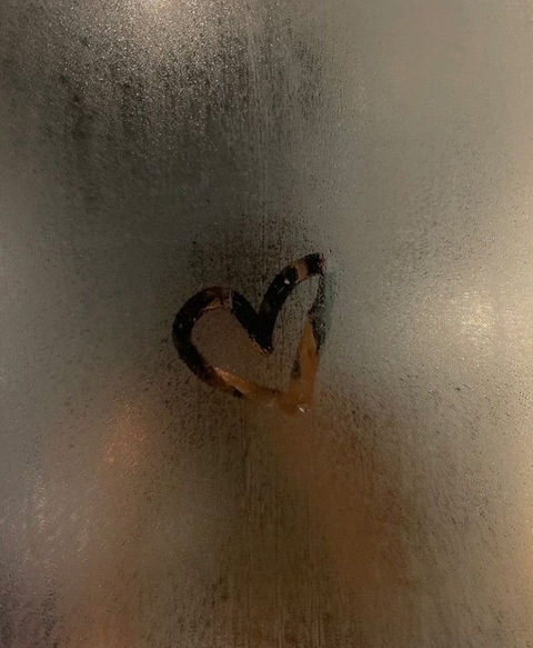 Image d'en-tête OnlyFans laynna