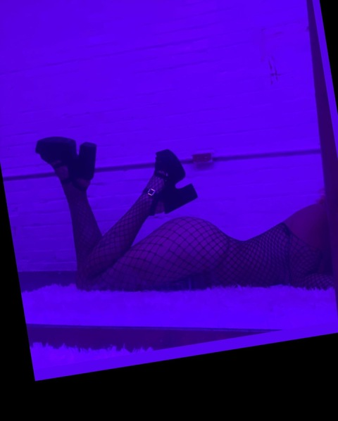 OnlyFansヘッダー写真 leos_sol