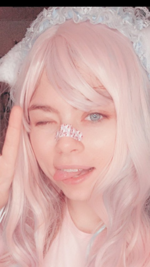 OnlyFansヘッダー写真 linneas_feet