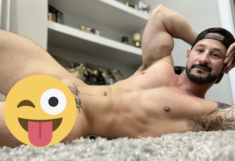 Снимка на заглавие на OnlyFans loganchase28