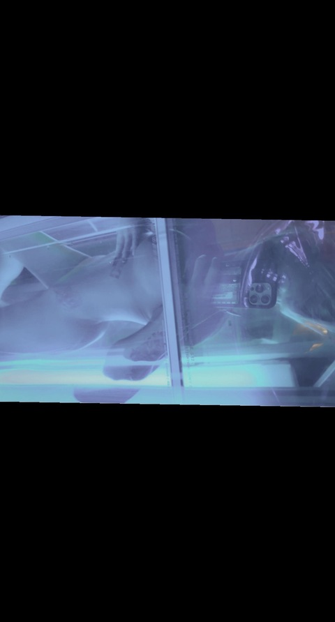 OnlyFans üst resmi lolaskyeexo