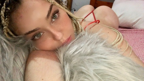 Immagine di copertina OnlyFans lourdesazu