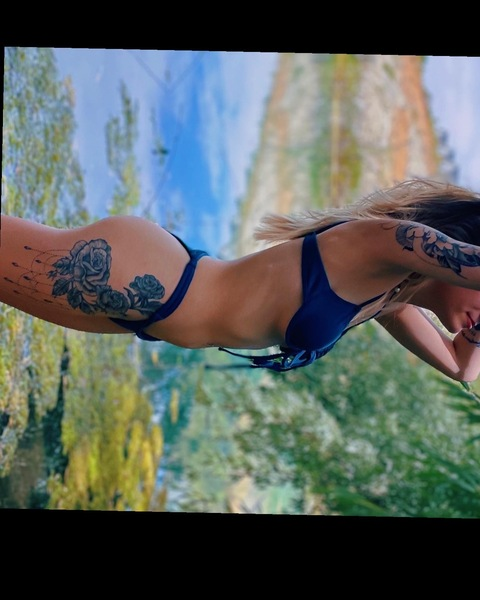 OnlyFans हेडर तस्वीर lowkeysaruh