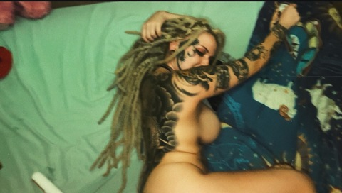 Снимка на заглавие на OnlyFans luckylou_666