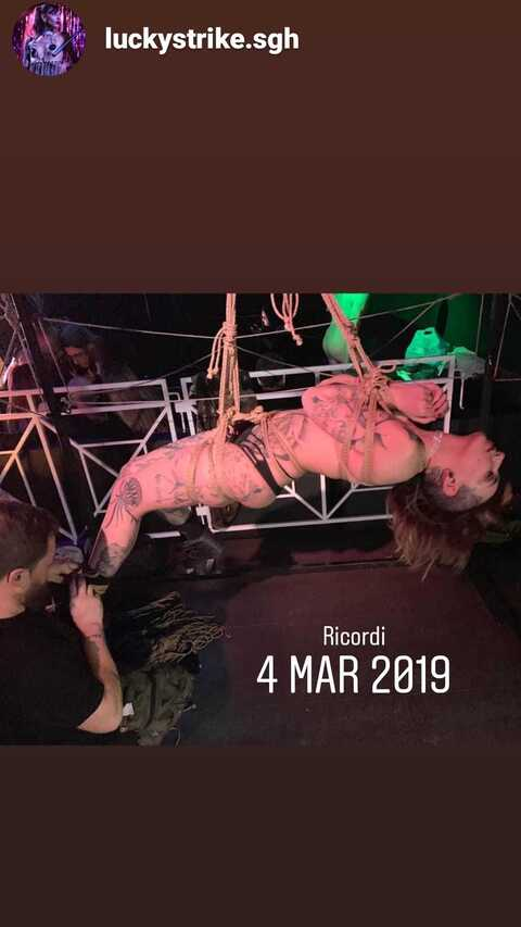 OnlyFans 헤더 사진 luckystrikex