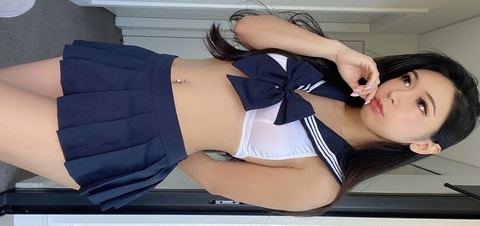 OnlyFans हेडर तस्वीर lucyinthe_