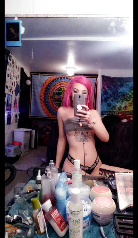 Снимка на заглавие на OnlyFans lunaaa