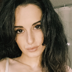 OnlyFansのプロフィール写真maddiesohottie