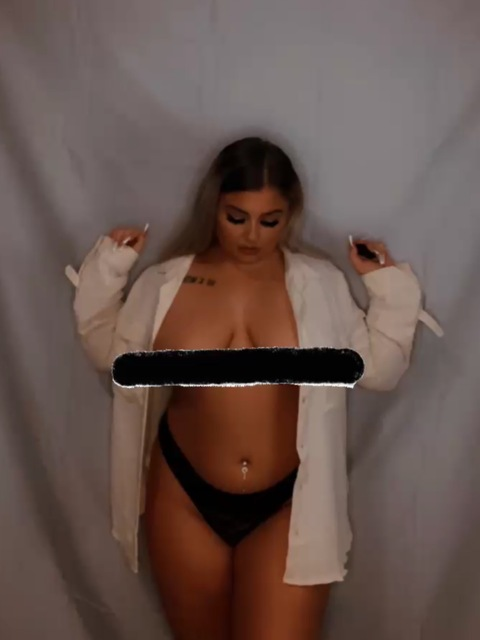 OnlyFans header picture makaylaaa