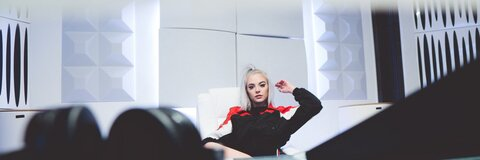 OnlyFans हेडर तस्वीर mamilaquinn