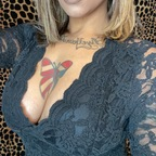 OnlyFansのプロフィール写真mamipootykat