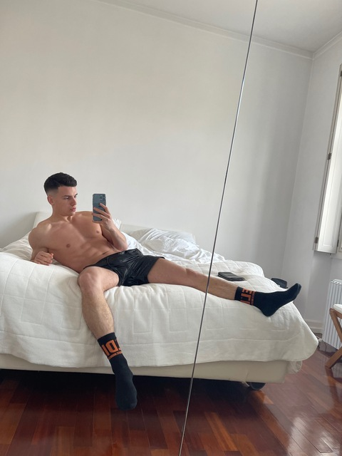 Снимка на заглавие на OnlyFans mark_brsky
