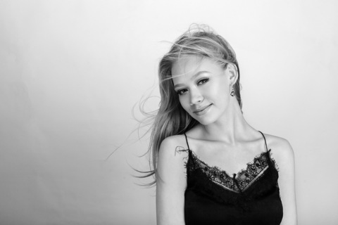 Immagine di copertina OnlyFans marymall