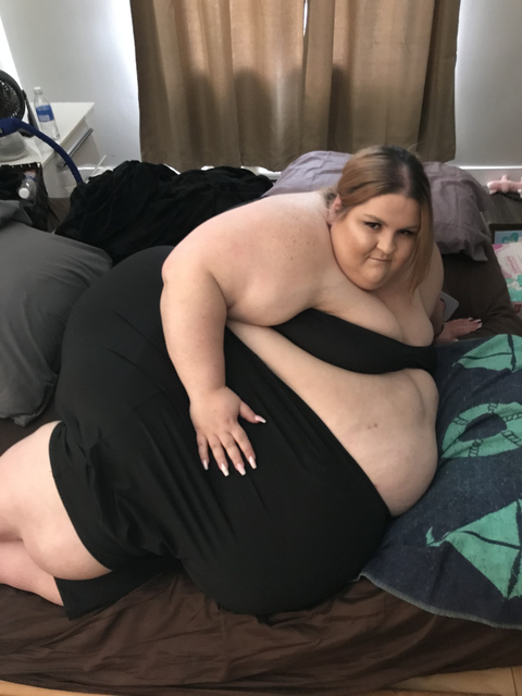 Immagine di copertina OnlyFans massivelysweet