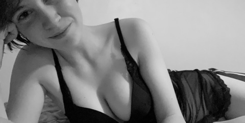 OnlyFans हेडर तस्वीर meganssun18