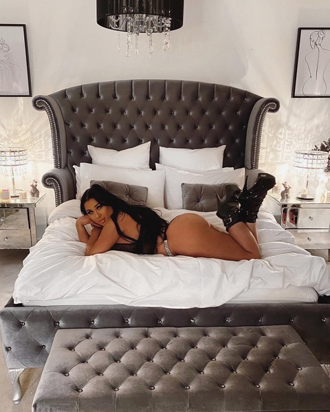 OnlyFans हेडर तस्वीर melissacol