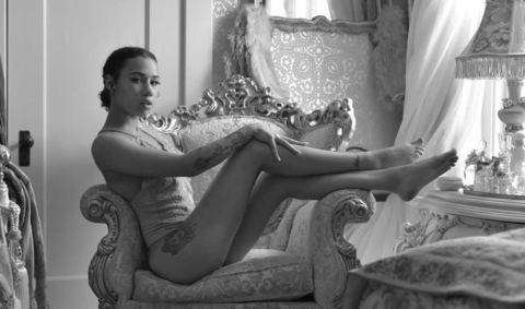 Снимка на заглавие на OnlyFans miahmullato