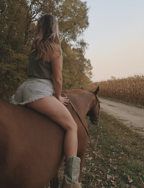 OnlyFans kopafbeelding midwestemmafree