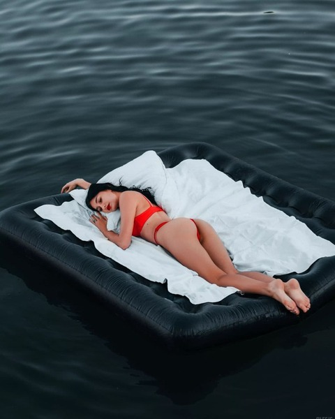 Image d'en-tête OnlyFans mila_breeze_free