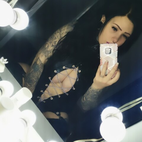 Снимка на заглавие на OnlyFans misscurvy7