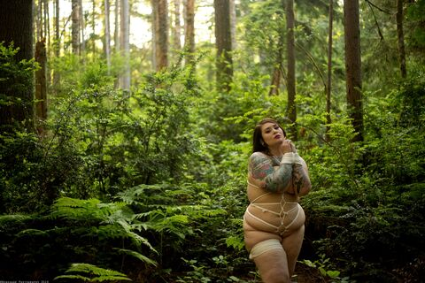 OnlyFans üst resmi missdebbiedarling