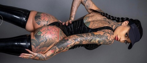 OnlyFans üst resmi mistress_mika