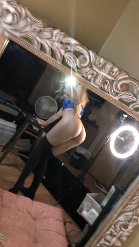 OnlyFans kopafbeelding mollyohhhneil