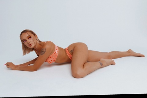 Image d'en-tête OnlyFans mollys_hot