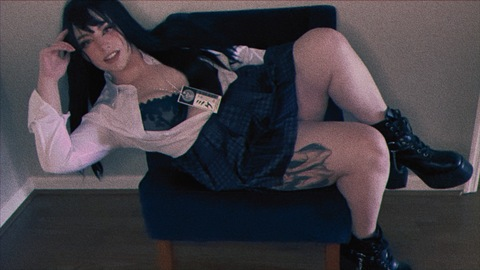 OnlyFans kopafbeelding momotsubomi