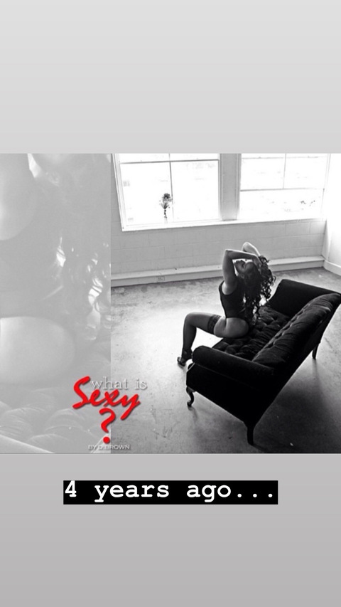 OnlyFansヘッダー写真 monaeandcain