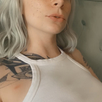 OnlyFansのプロフィール写真mondayaddams